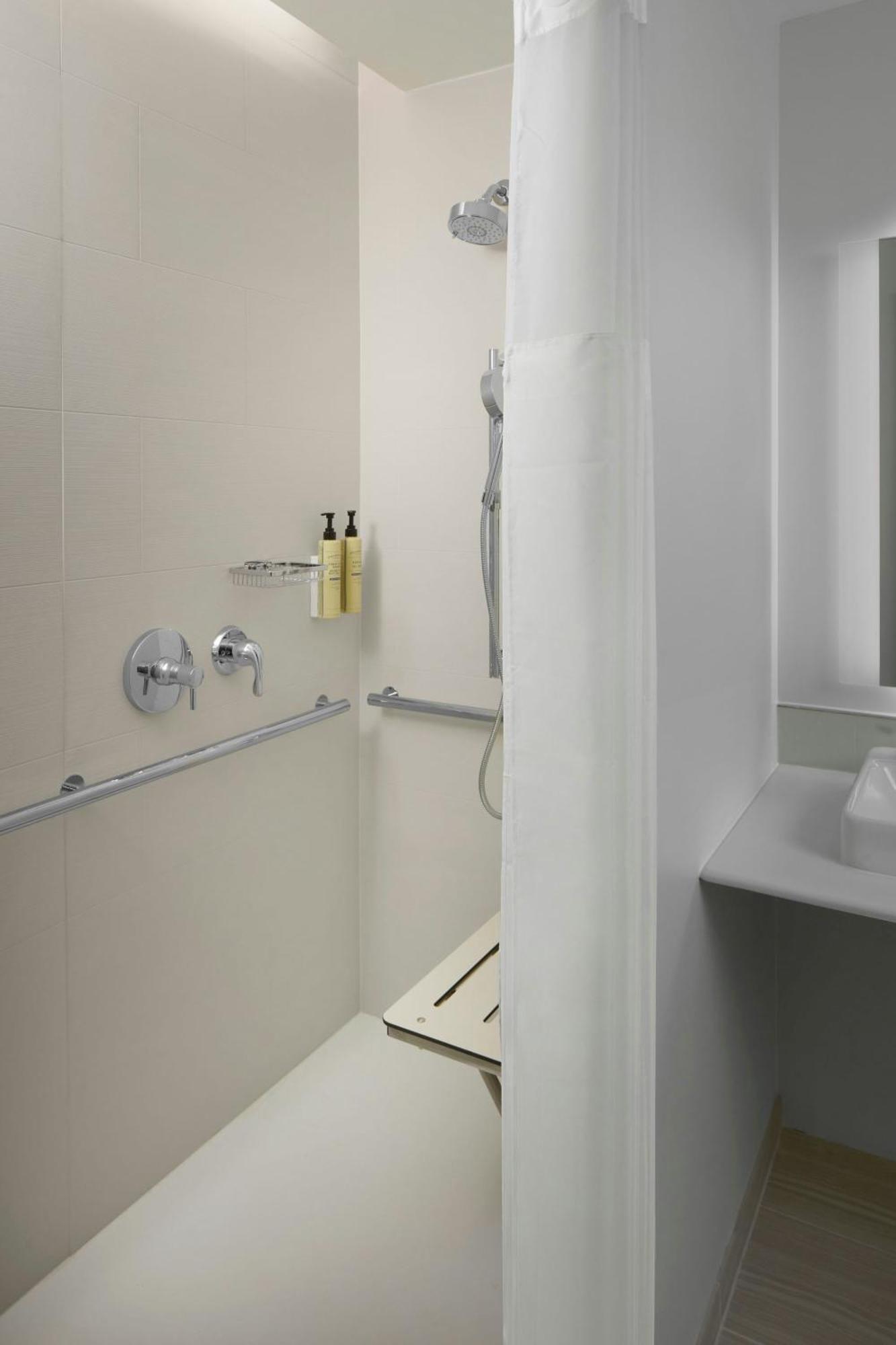 Element Charlotte Uptown Hotel Eksteriør billede